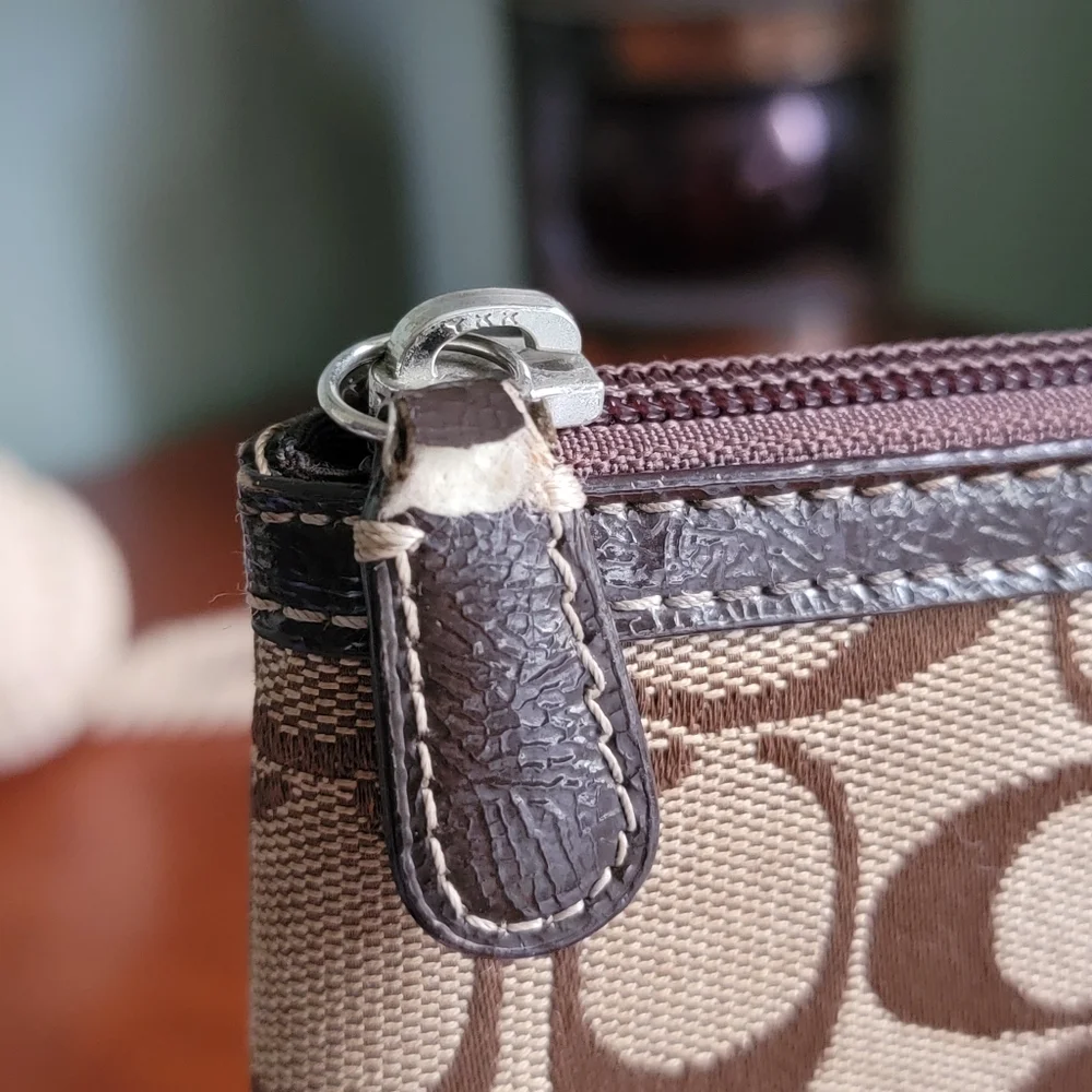 Coach Signature Stripe Laptop Sleeve Brown Jacquard Case Bag Y2K - Picture 10 of 15